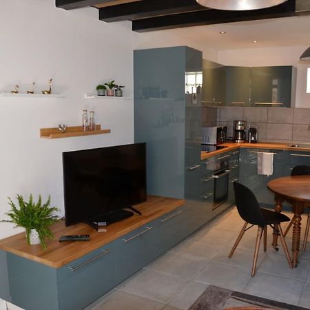 Bleautiful "Alienor" Charmant Appartement Avec Terrasse Φονταινεμπλώ Εξωτερικό φωτογραφία